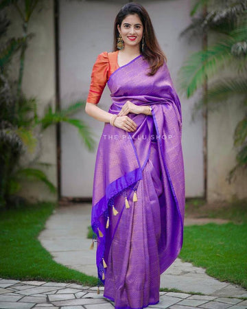 Attractive Purple Soft Silk Saree With Pretty Blouse Piece