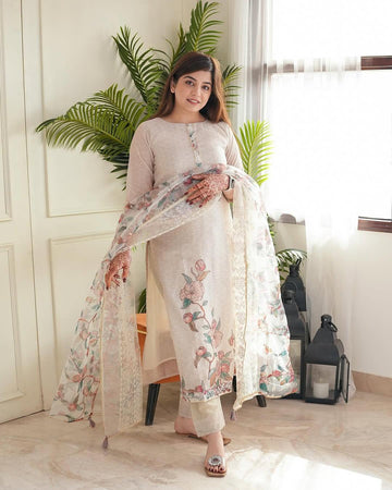 Women’s Lilan Floral Suit Set with Dupatta