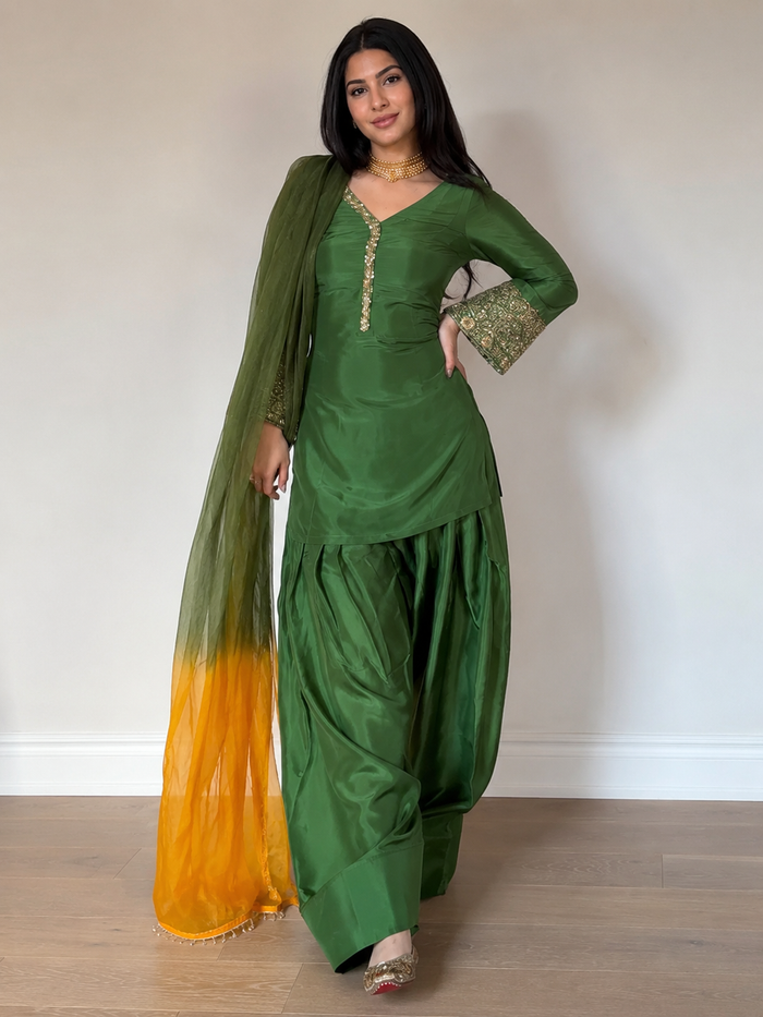 Green Embroidered Kurta Pant Set