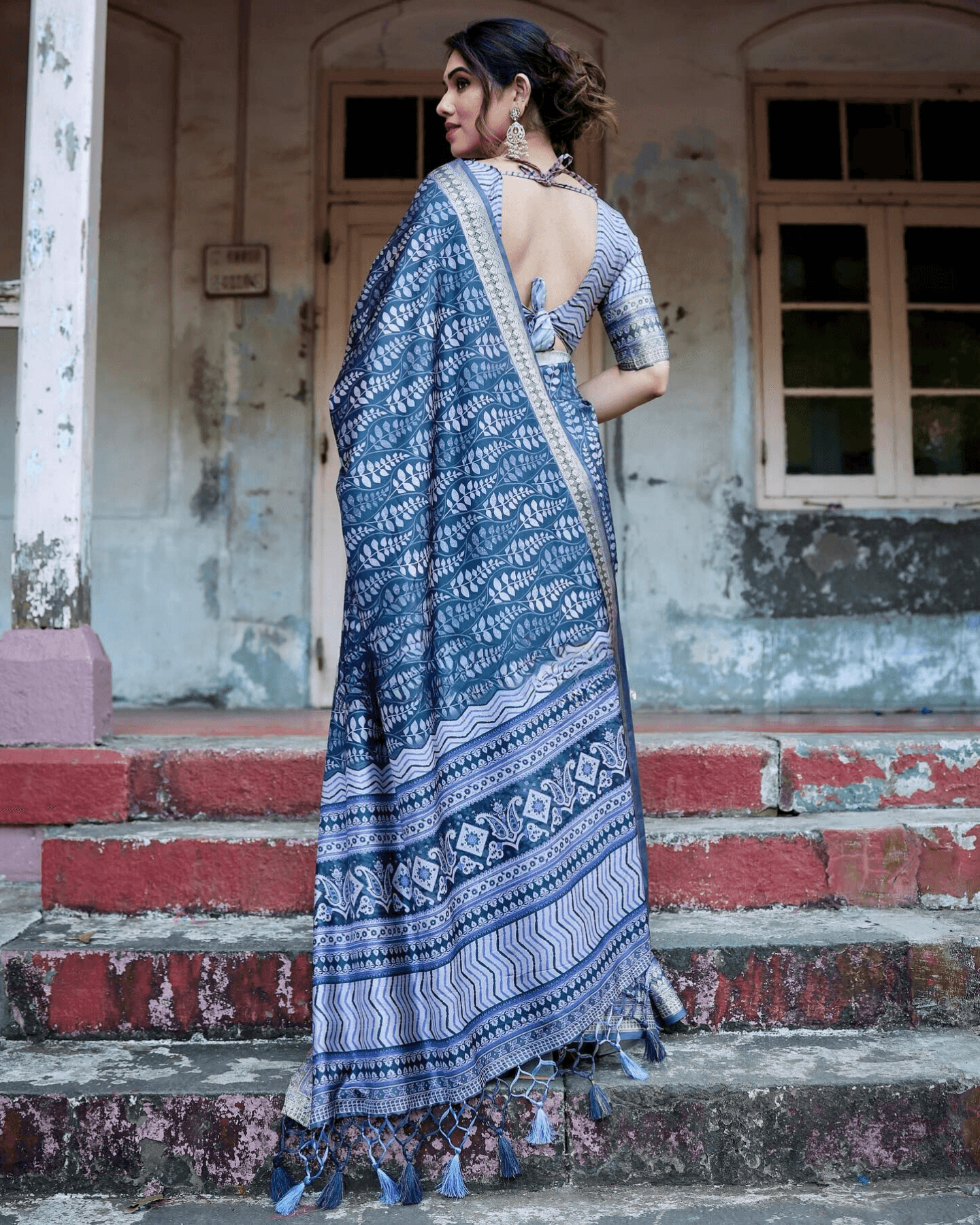 Awesome Navy Blue Colored Jacquard Silk Saree - Ibis Fab