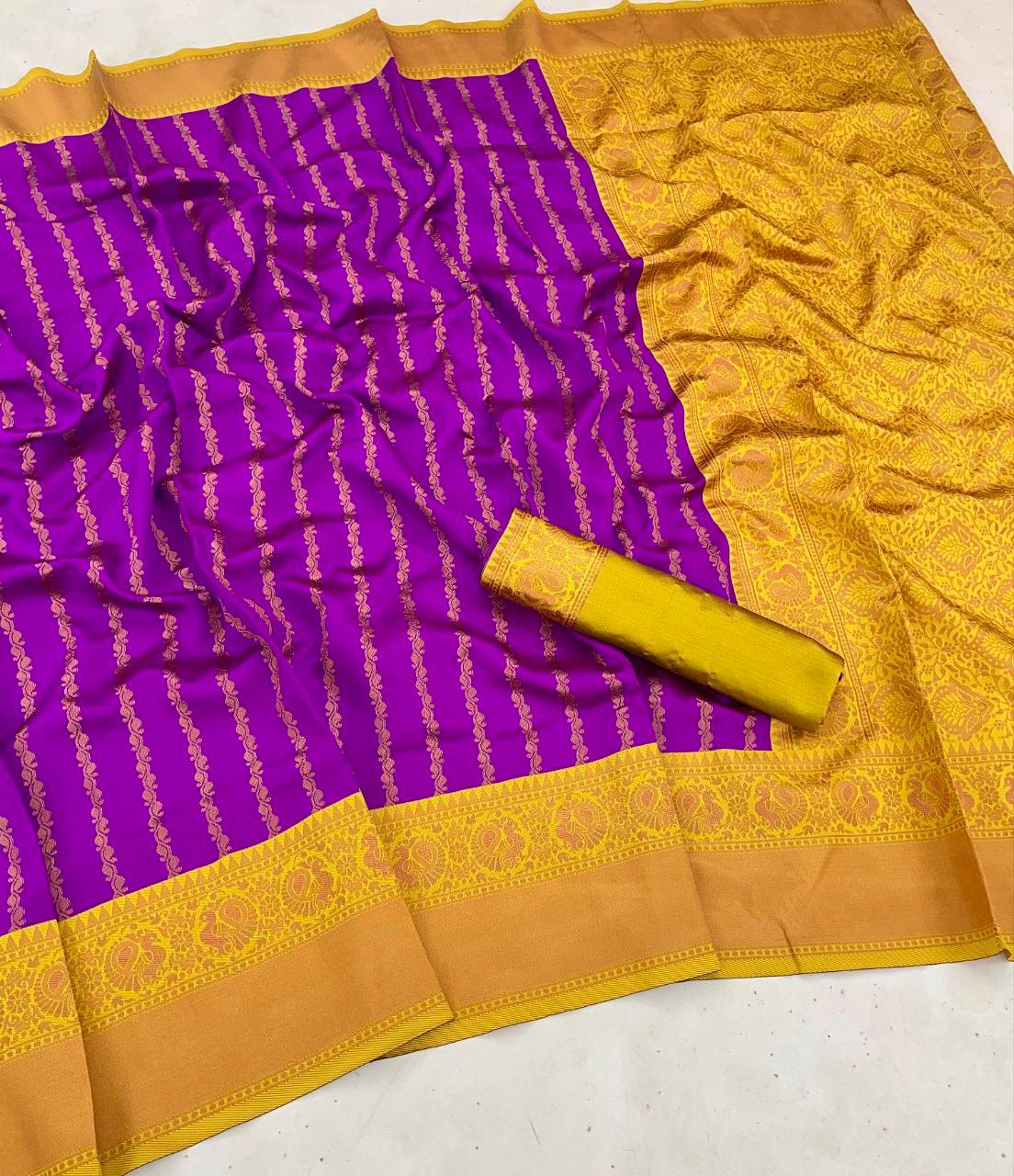 Banarasi Saree For Intimate Indian Weddings - Ibis Fab