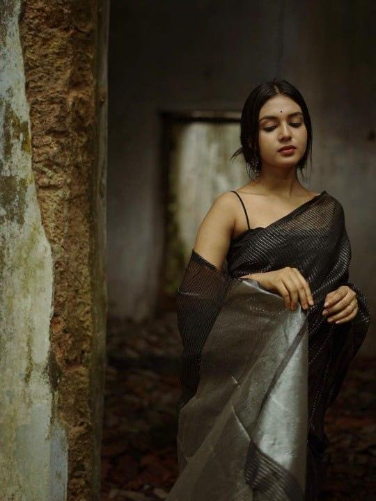 Best Combination Of black saree and silver zari - Ibis Fab