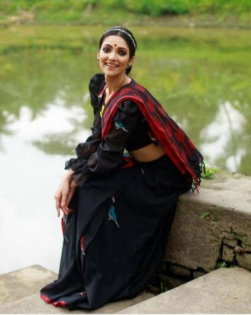 Black Bird Plain Linen Saree