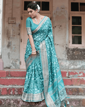 Delightful Rama Colored Jacquard Silk Saree