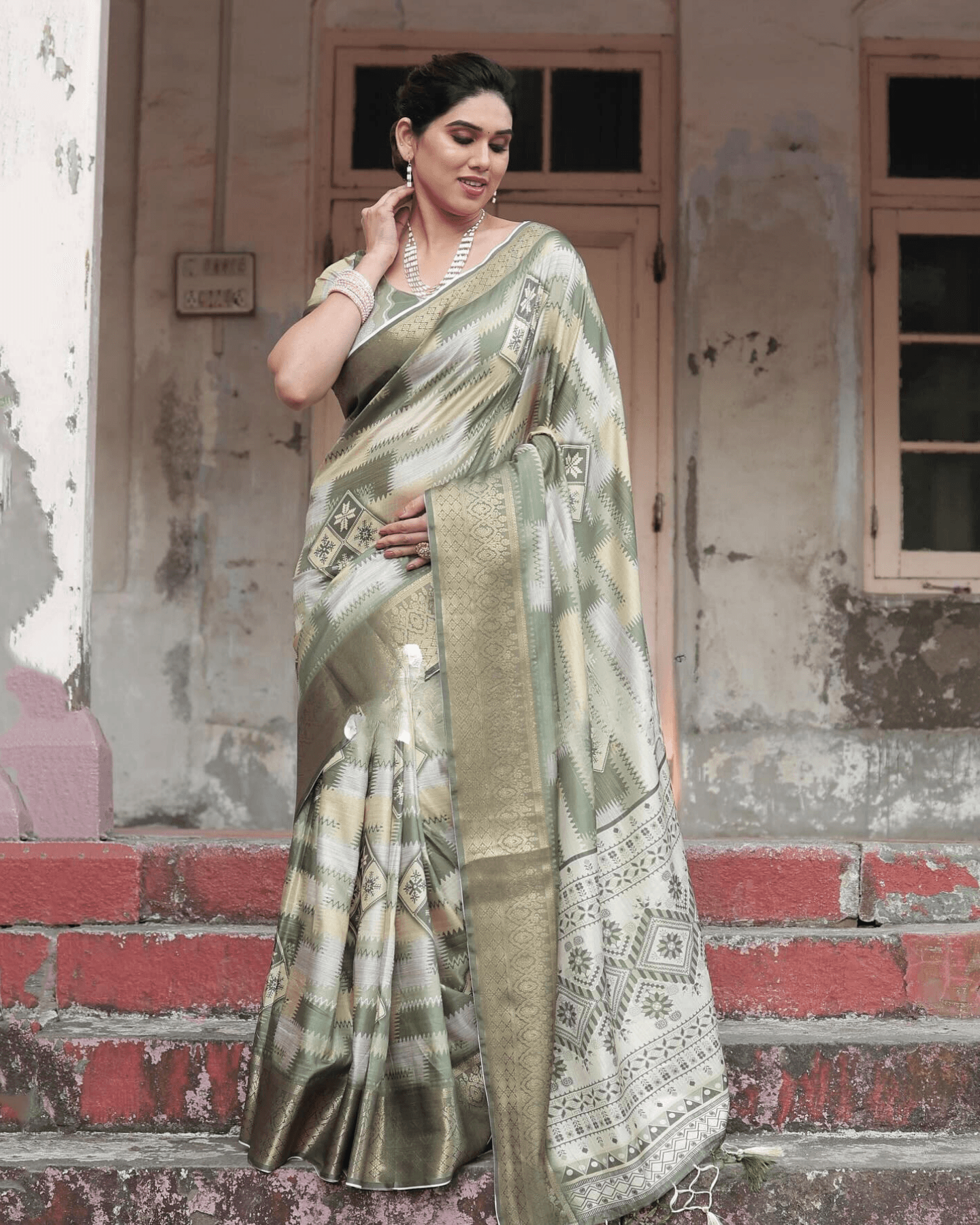 Demanding Light Green Colored Jacquard Silk Saree - Ibis Fab