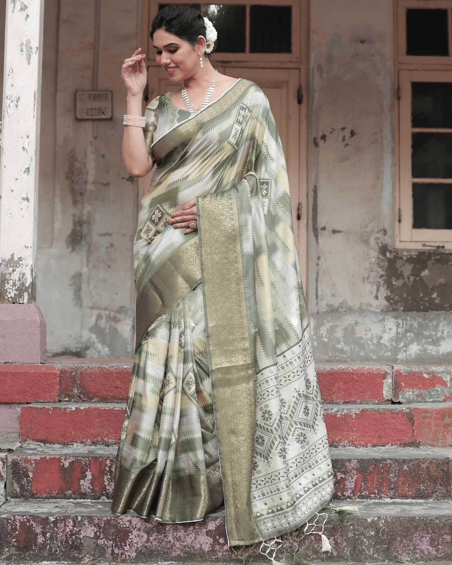 Demanding Light Green Colored Jacquard Silk Saree - Ibis Fab