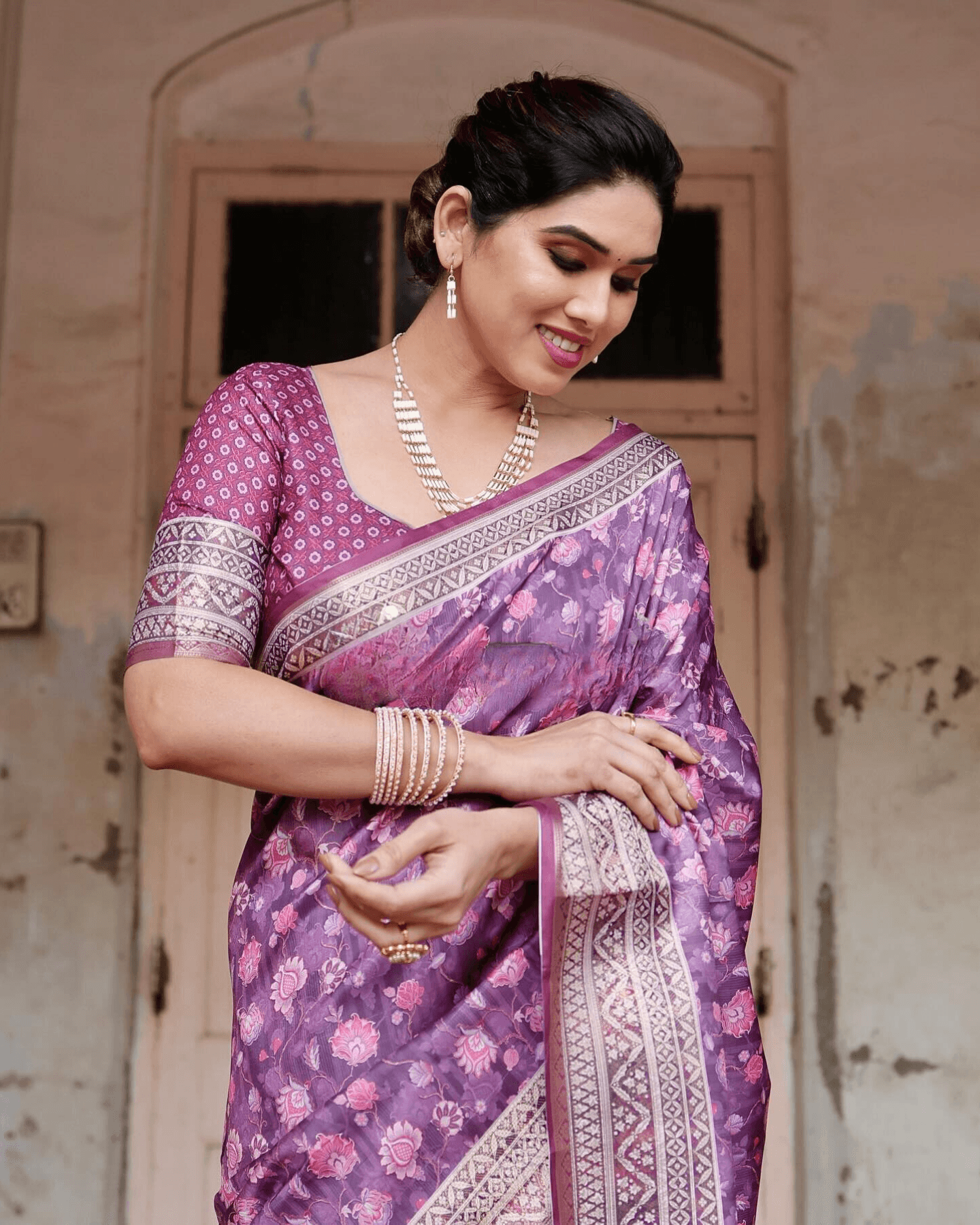 Eye-catching Purple Colored Jacquard Silk Saree - Ibis Fab