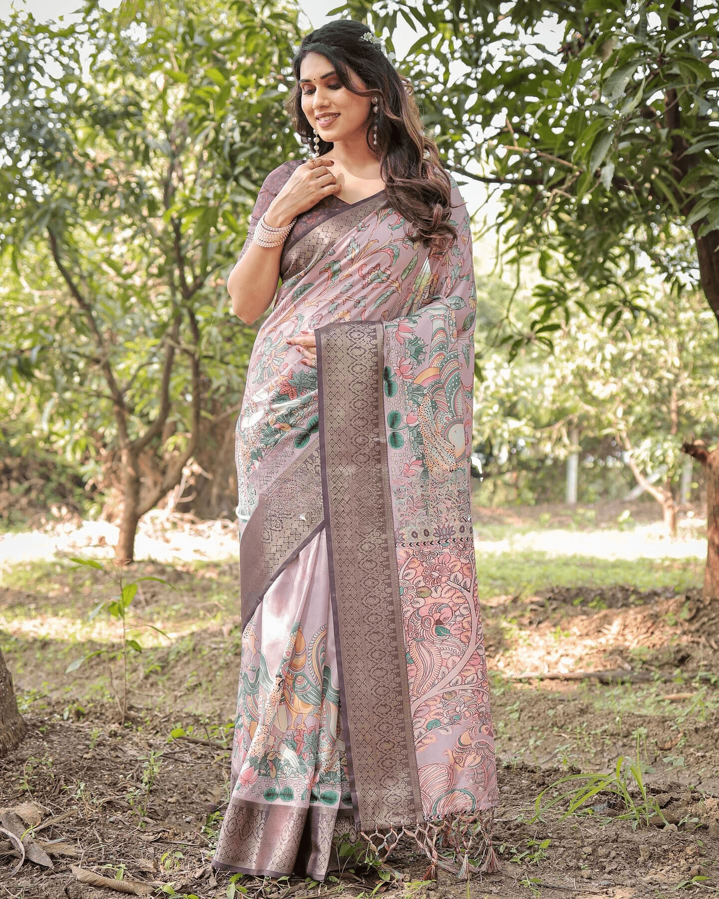 Fantastic Light Purple Colored Jacquard Silk Saree With Zari Border Blouse - Ibis Fab