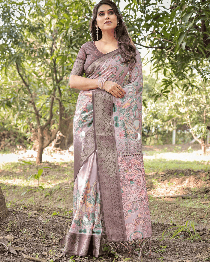 Fantastic Light Purple Colored Jacquard Silk Saree With Zari Border Blouse