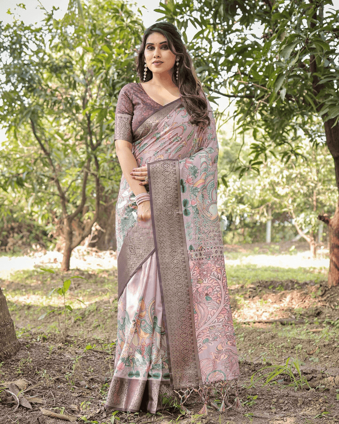 Fantastic Light Purple Colored Jacquard Silk Saree With Zari Border Blouse