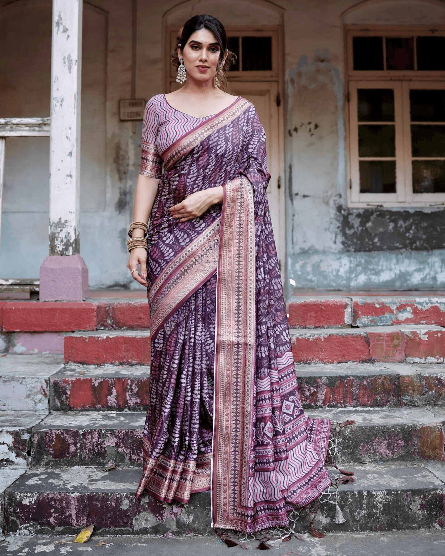 Graceful Purple Colored Jacquard Silk Saree - Ibis Fab