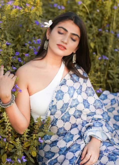 Ibisfab White & Blue Linen Saree