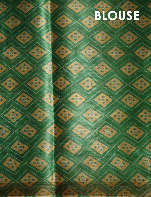 Innovative Dark Green Colored Cotton Linen Designer Printed Saree