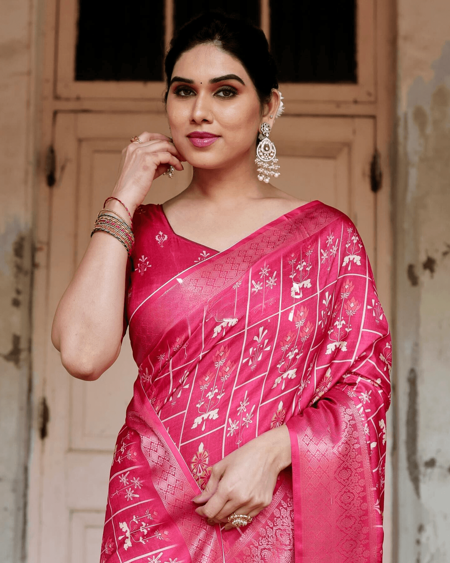 Majesty Pink Color Jacquard Silk Saree - Ibis Fab