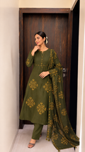 Pure Cotton Green Patchwork A-Line Kurta Pant Dupatta Set