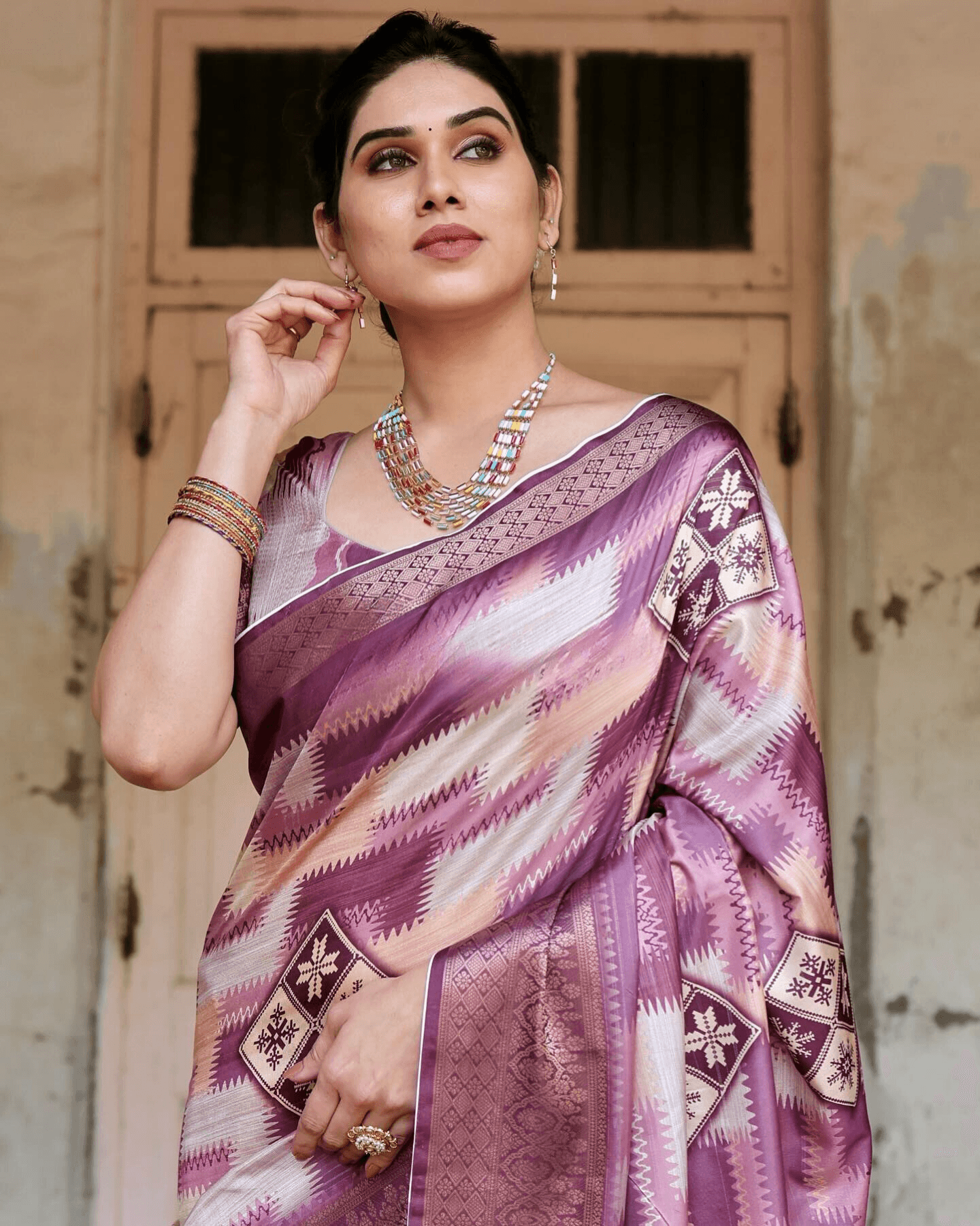 Mesmerising Light Pink Colored Jacquard Silk Saree - Ibis Fab