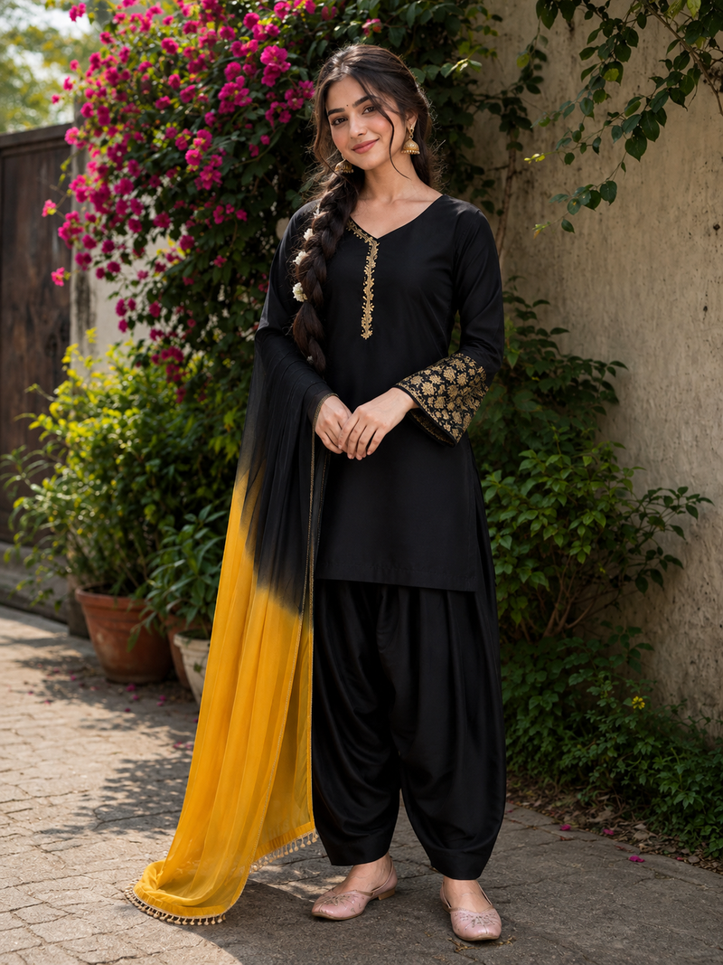 Black Embroidered Kurta Pant Set
