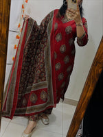 Red Mul Cotton Suit Adorned with Elegant Embroidery
