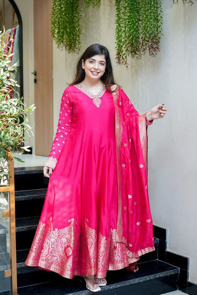 Rani Pink Banarasi Anarkali Suit – Handwork Neckline & Zari Flare