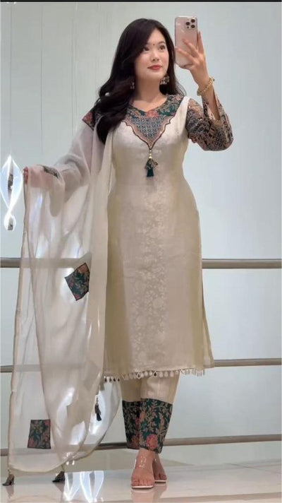 Jumkha Pure Banarasi Weaving Suit Set with Dupatta & Bracelet