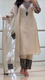 Jumkha Pure Banarasi Weaving Suit Set with Dupatta & Bracelet