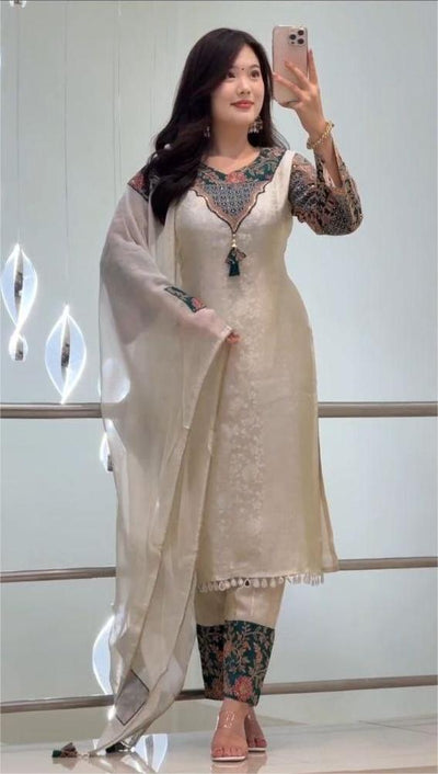 Jumkha Pure Banarasi Weaving Suit Set with Dupatta & Bracelet