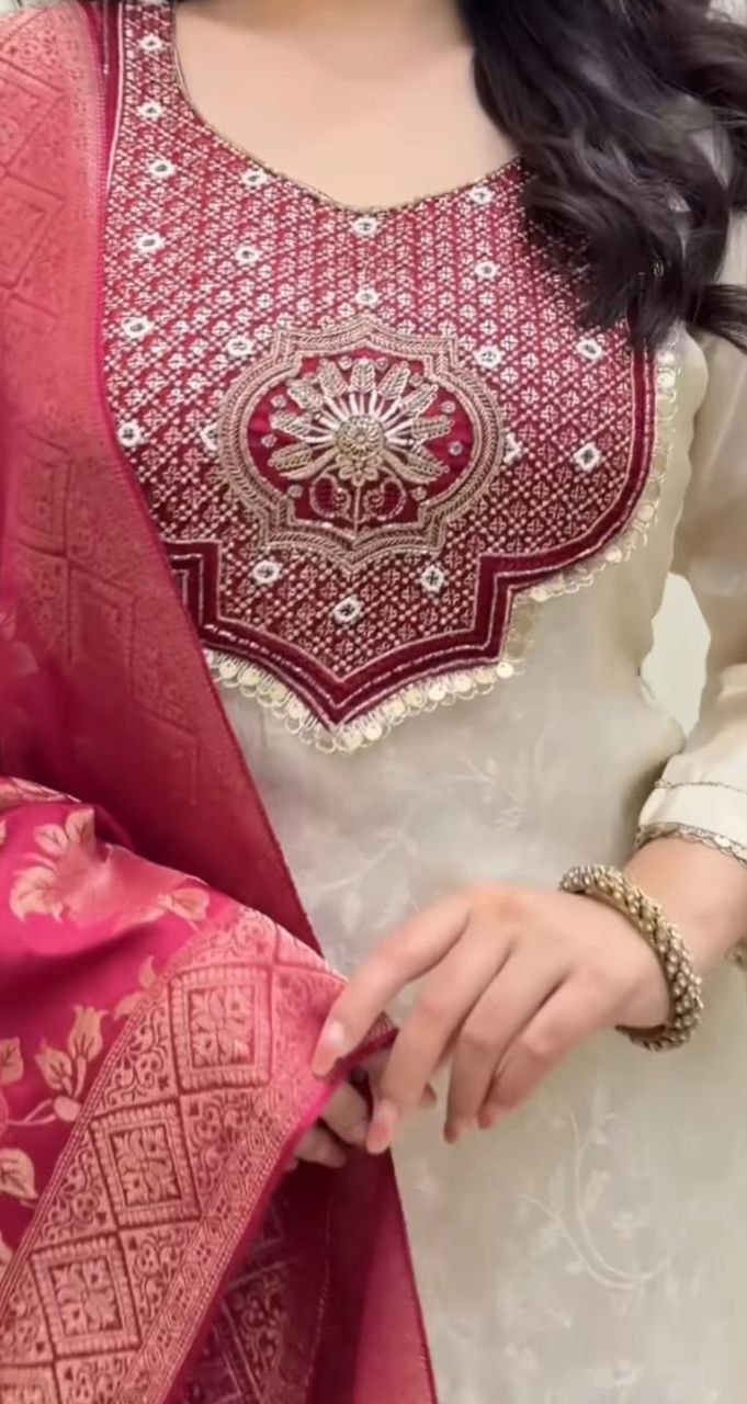 Premium Banarasi Jacquard Suit Set – Hand Zari Weaving & Embroidery