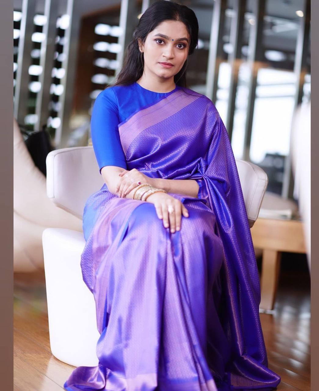 Pure jacquard Silk Sarees Royal Blue Colour, Festival Wear - Ibis Fab