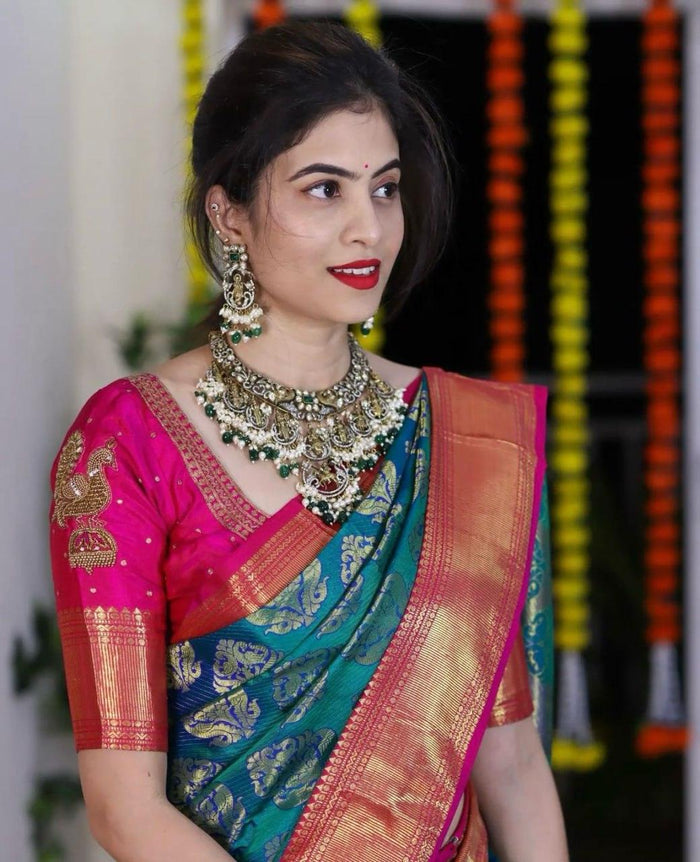 Rama Soft Silk Saree With Radiant Blouse Piece