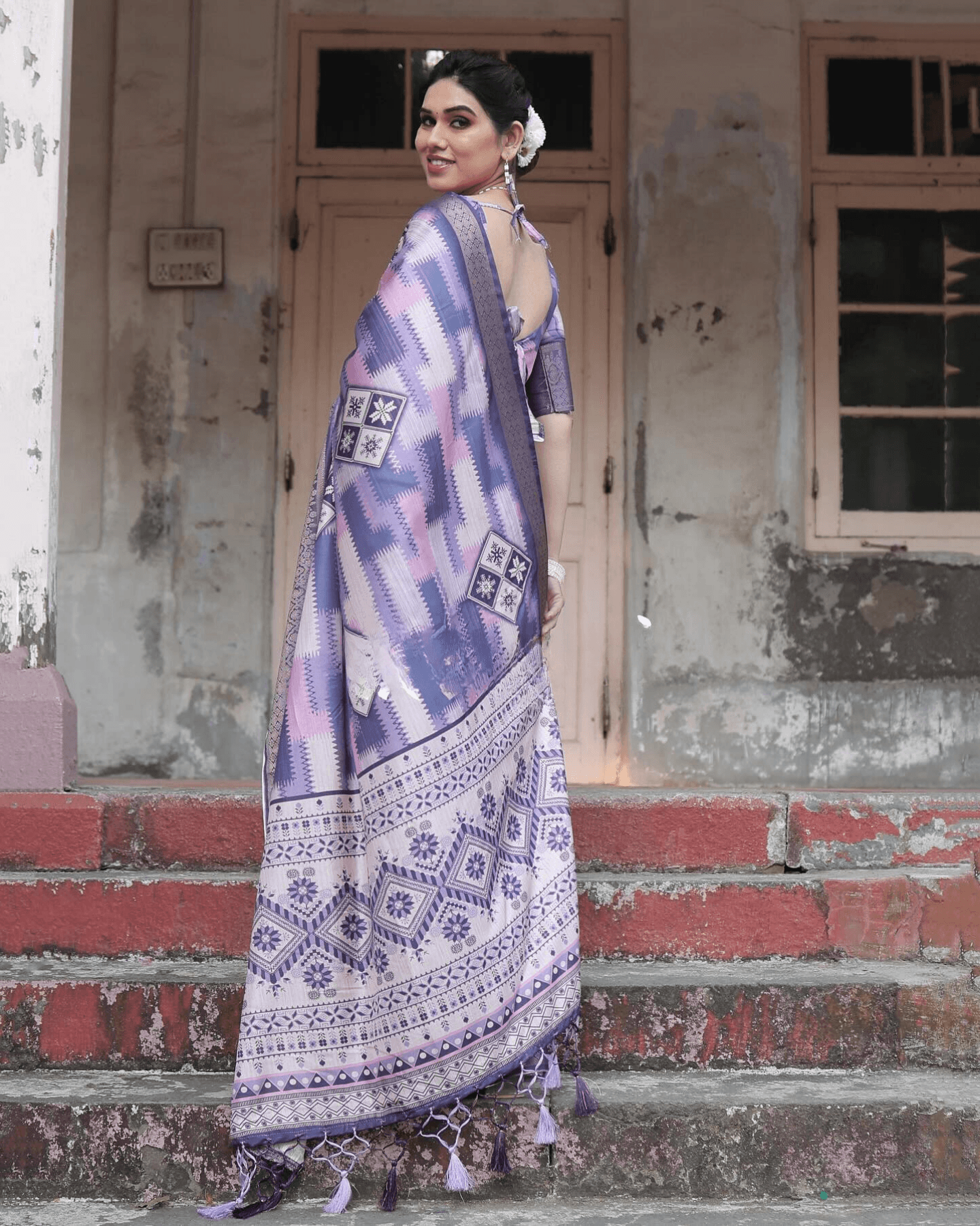 Refreshing Light Purple Colored Jacquard Silk Saree - Ibis Fab