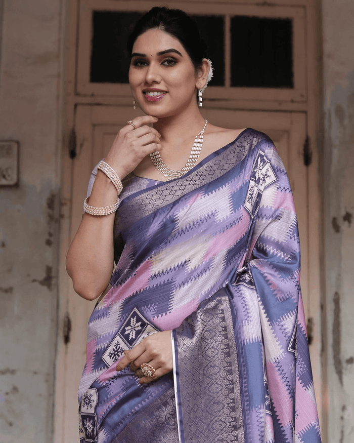 Refreshing Light Purple Colored Jacquard Silk Saree