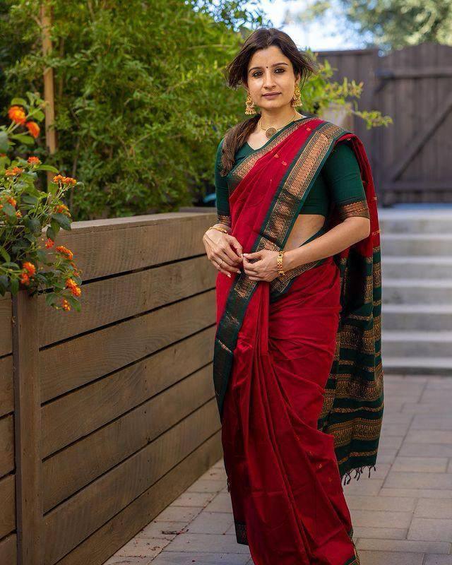 Soft lichi silk Red saree - Ibis Fab