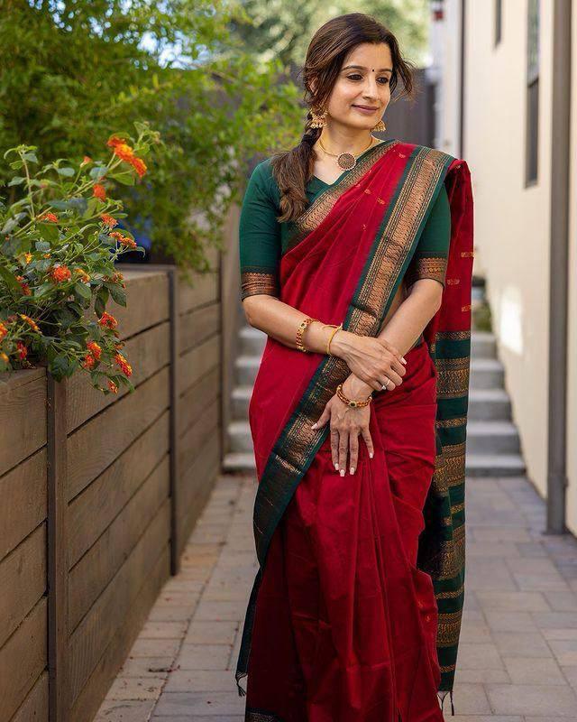 Soft lichi silk Red saree - Ibis Fab