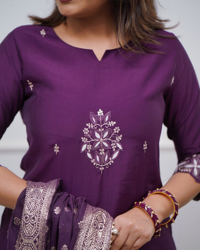 Statement Ethnic Look with Embroidered Chanderi Silk