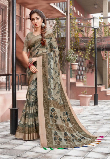 Radiant Pure Cotton Green Colored Casual Printed Saree