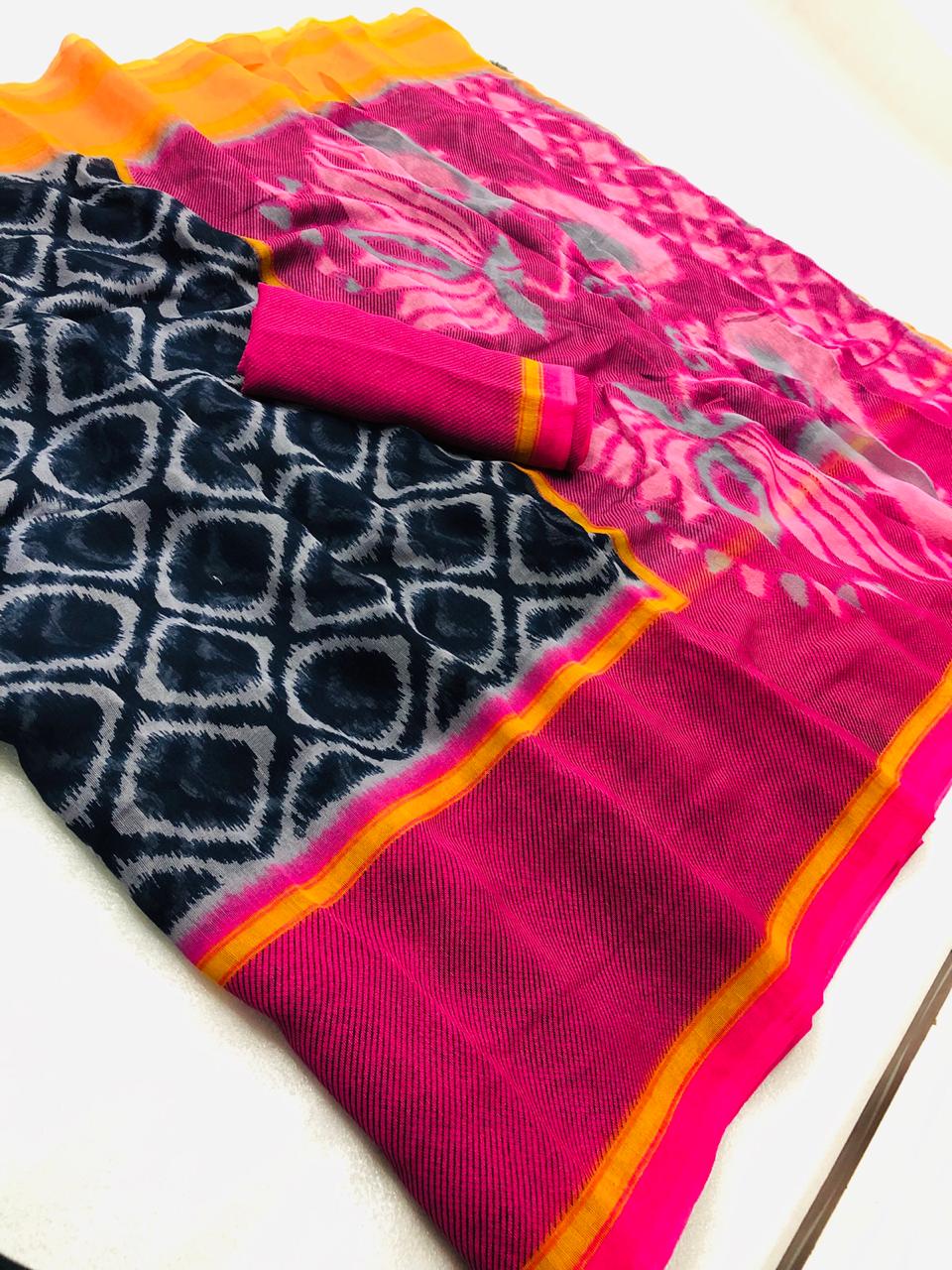 Eye-catching Pure Linen Dark blue And Pink Colored Casual Printed Saree