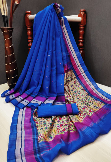Imposing Pure Linen Dark Blue Colored Casual Printed Saree