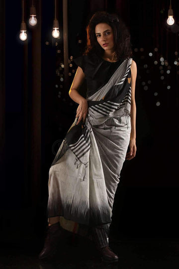 Pleasant Grey Colored  Festive Wear Printed  Pure Linen Saree