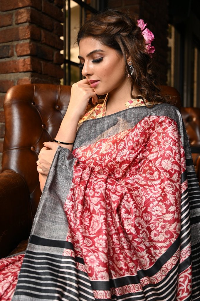 Hypnotic Women's Red And Grey Colour Pure Linen Saree With Blouse Piece