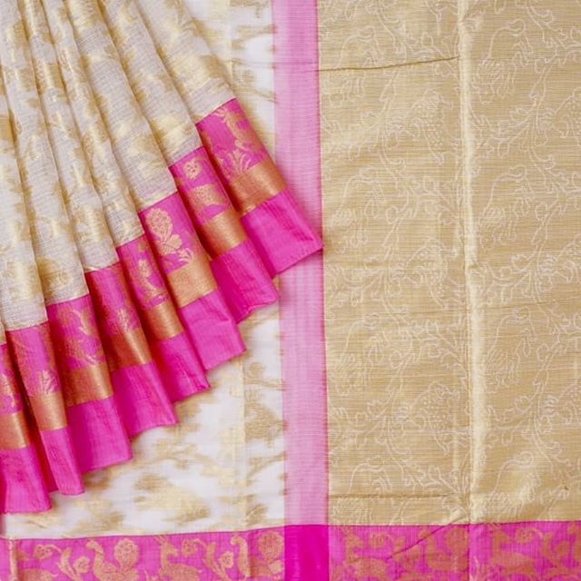 Refreshing Beige Colored Pure Linen Printed  Saree
