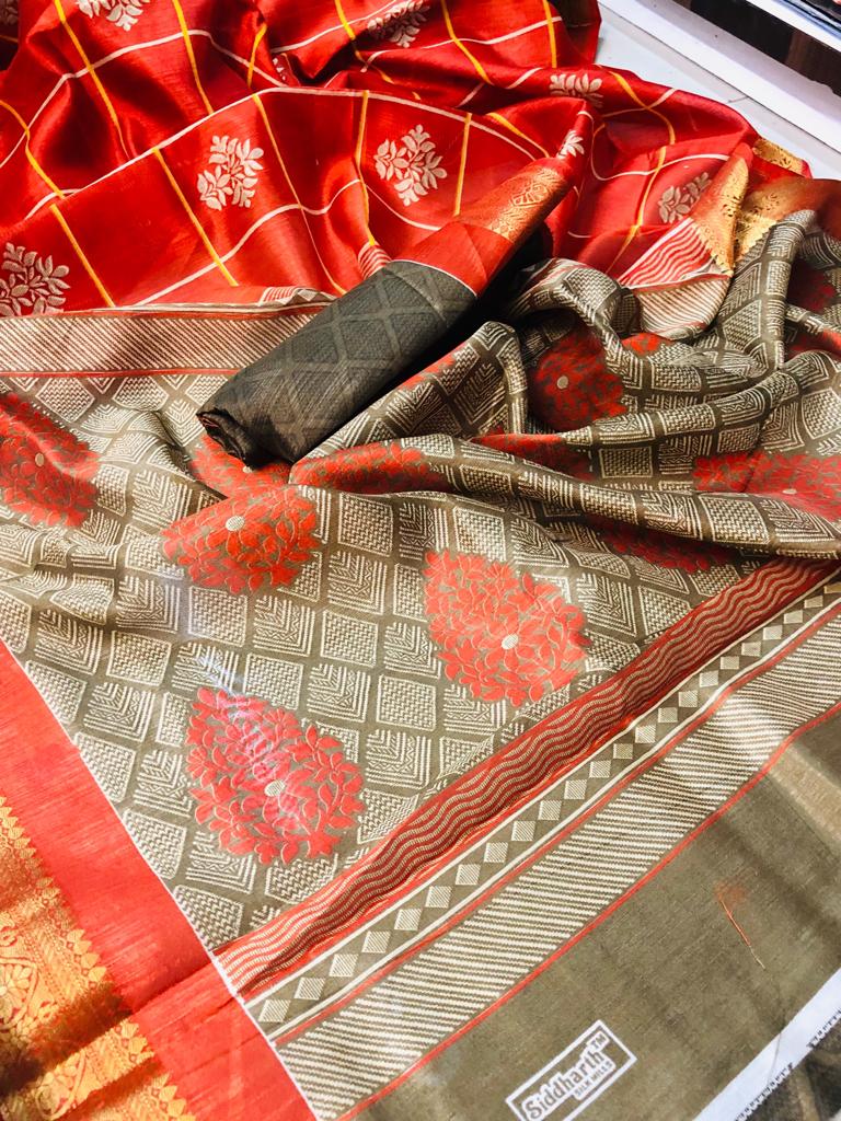 Sophisticated  Red Colored Beige Border PartyWear Pure Linen Saree