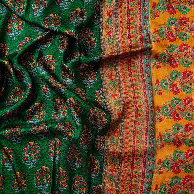 Breathtaking Green And Yellow  Colored Party Wear Pure Linen Printed Saree