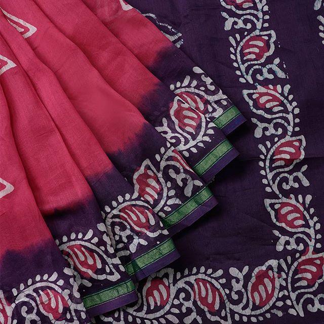 Demanding Pink Colored  Festive Printed  Pure Linen Saree