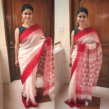 Elegant White and Red colored Partywear Linen Designer Printed Saree