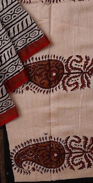 Fairy-tale Black Colored Party Wear Pure Linen Printed Saree - Ibis Fab