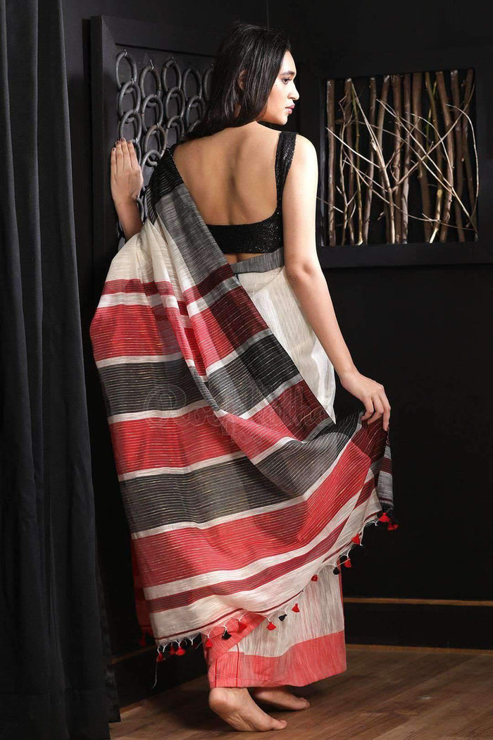 Flamboyant  White And Red Colored  Festive Wear Printed  Pure Linen Saree