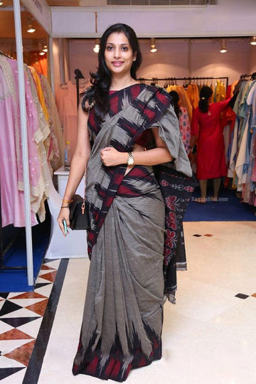 Linen saree in Dark grey, dazzling party wear