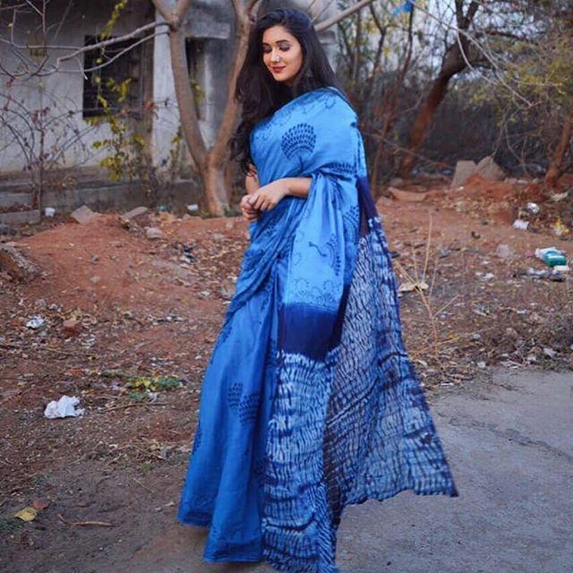 Marvelous  Blue Colored  Festive Printed  Pure Linen Saree