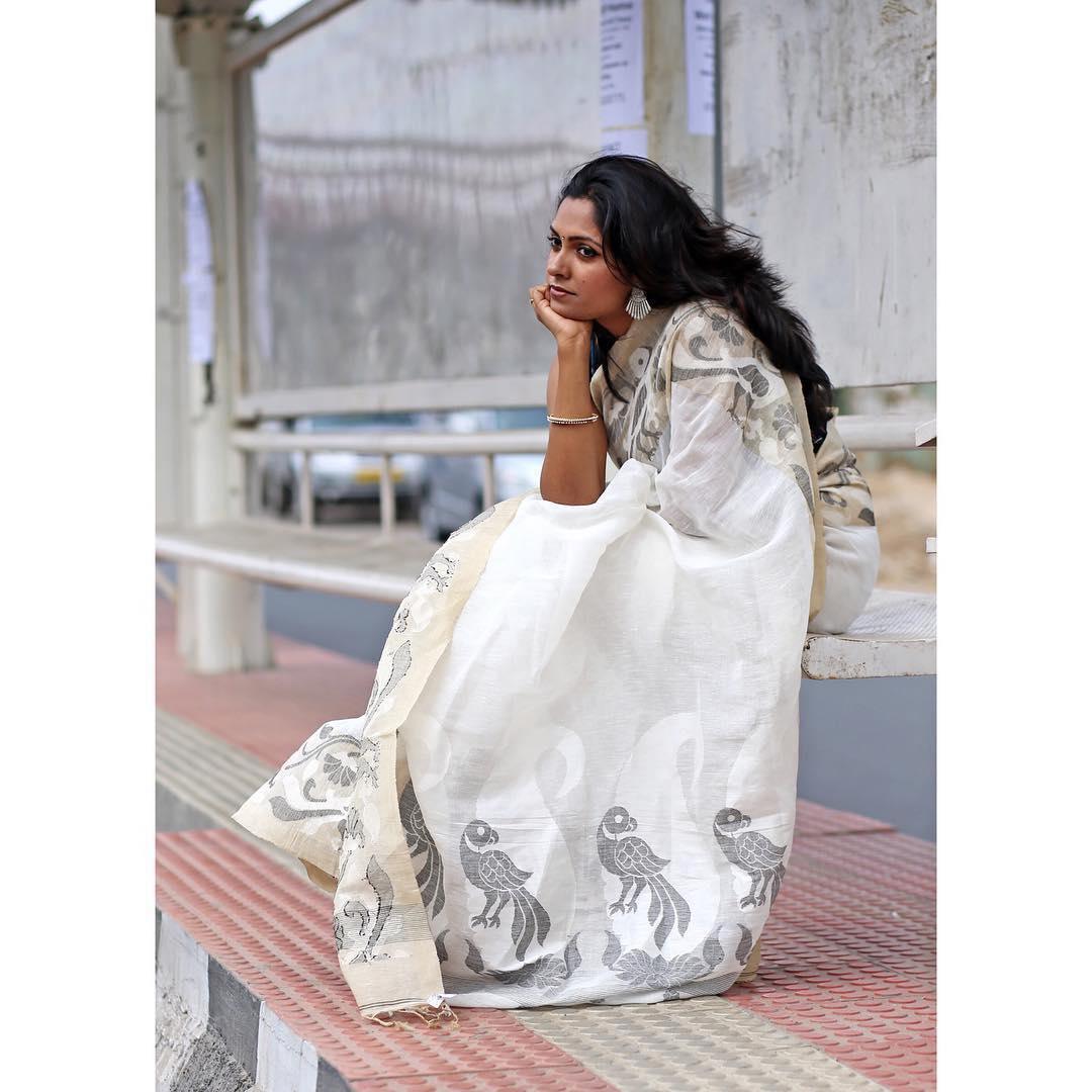 Appealing White Linen Designer Embroidered Saree