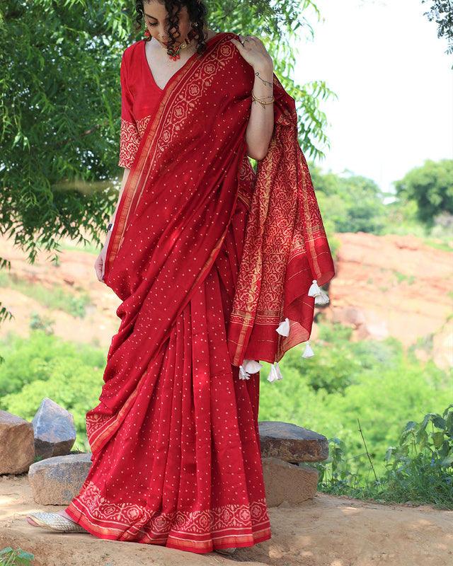 Pleasant Red Colored Festive Wear Printed Pure Linen Saree - Ibis Fab